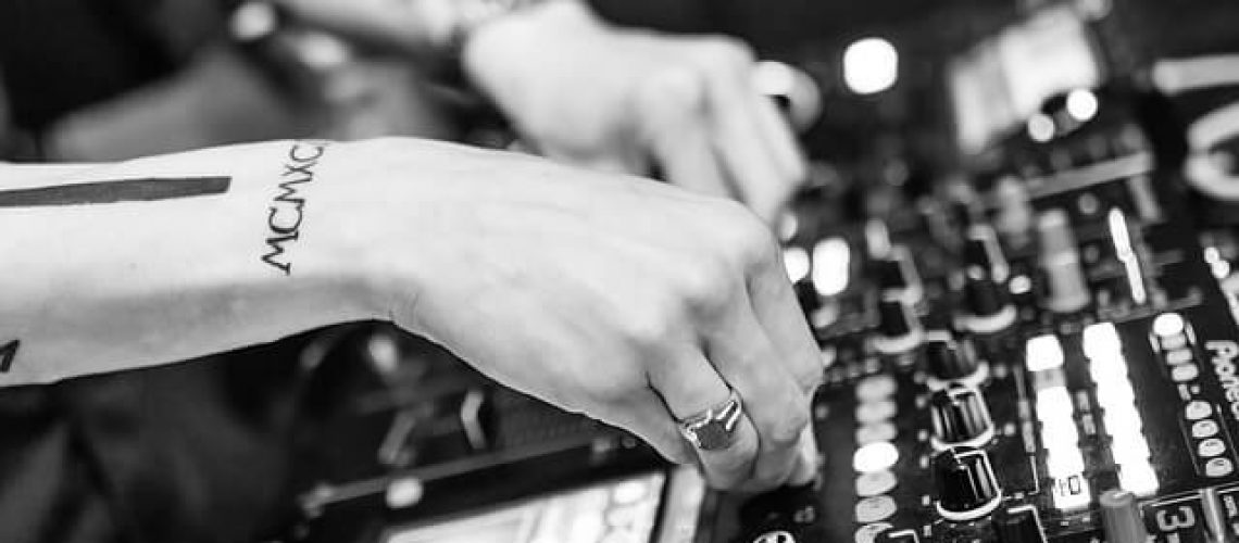 תקליטן לאירועים