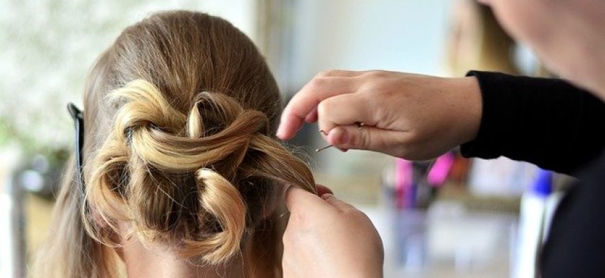 מסרקיות לכלה – לשיער מלא בסטייל