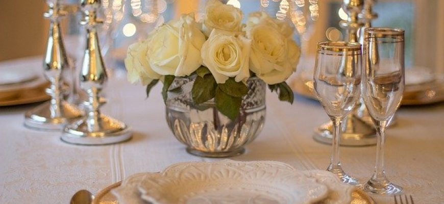 מה חשוב לדעת על חתונה או אירוע בתוך גן אירועים בשרון?